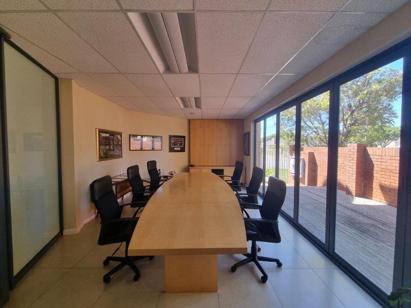 To Let commercial Property for Rent in Newton Park Eastern Cape